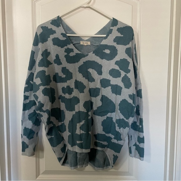 La Miel Blue Animal Print Dolman Sweater - Picture 1 of 7